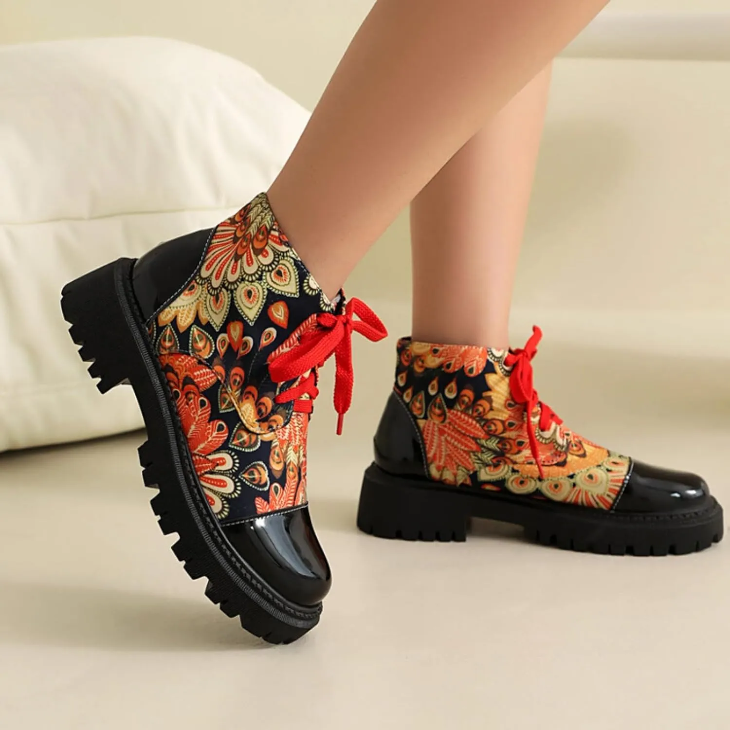 Aflngle Women's Block Platform Floral Pattern Lace Up Flat Ankle Boots Fashion Round Toe Low Heel Gothic Combat Boots Punk Motorcycle Short Booties