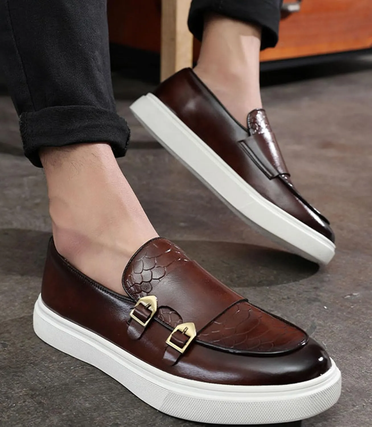 ByErz Men' S Casual Shoes Leather Dress Sneakers Business Loafers Shoes for Men Breathable Fashion Sneakers