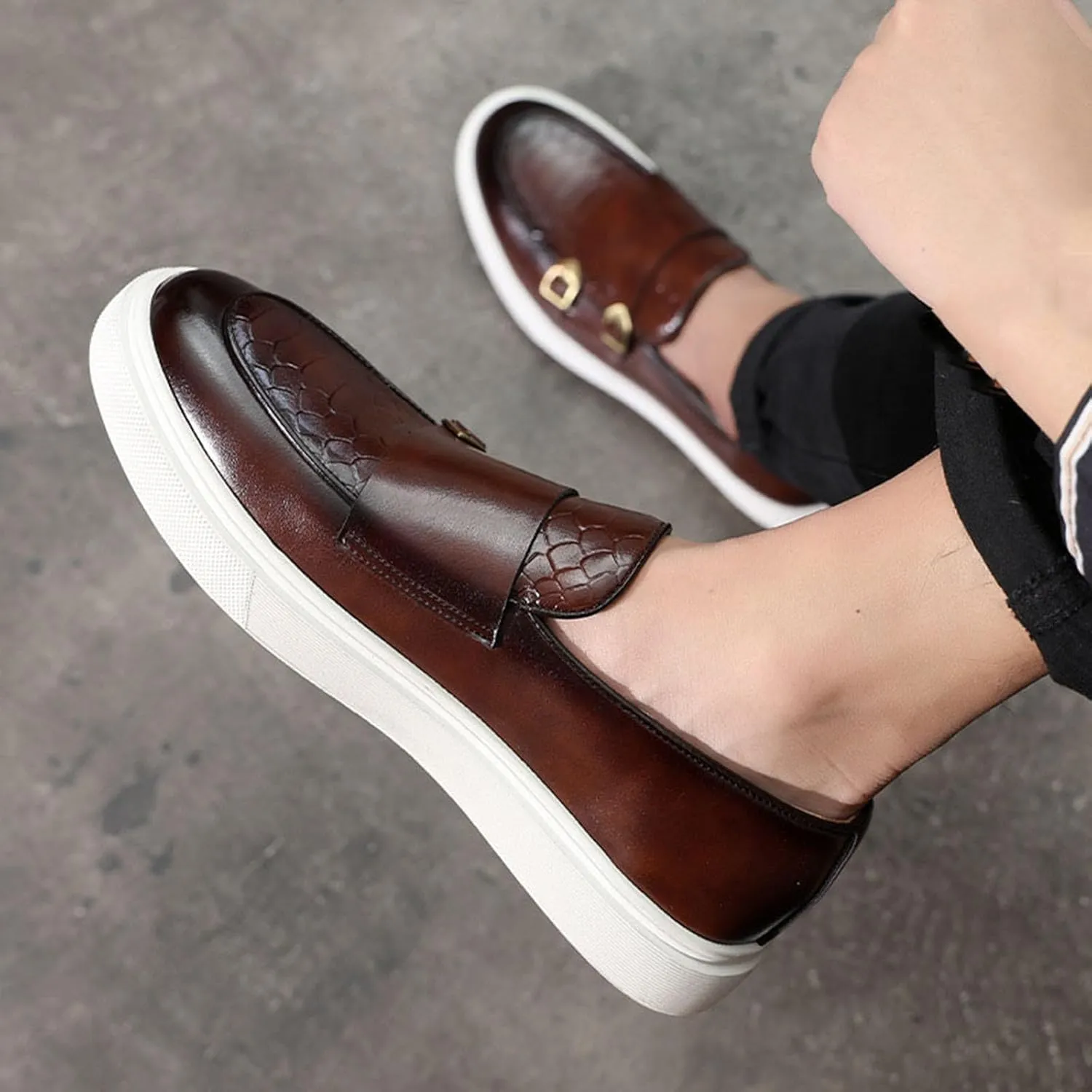 ByErz Men' S Casual Shoes Leather Dress Sneakers Business Loafers Shoes for Men Breathable Fashion Sneakers