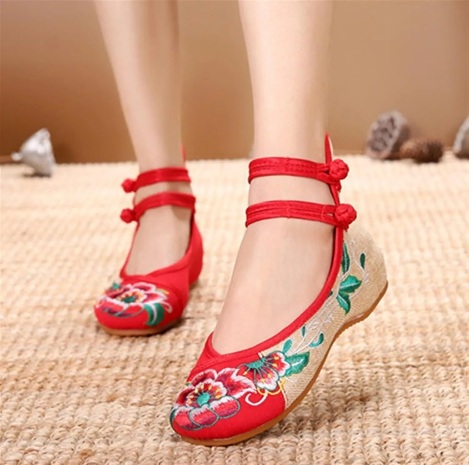 Chinese Traditional Floral Embroidered Shoes for Women Ethnic Style Round Toe Ankle Strap Canvas Sandals Handmade Mary Jane Flat Dress Loafers
