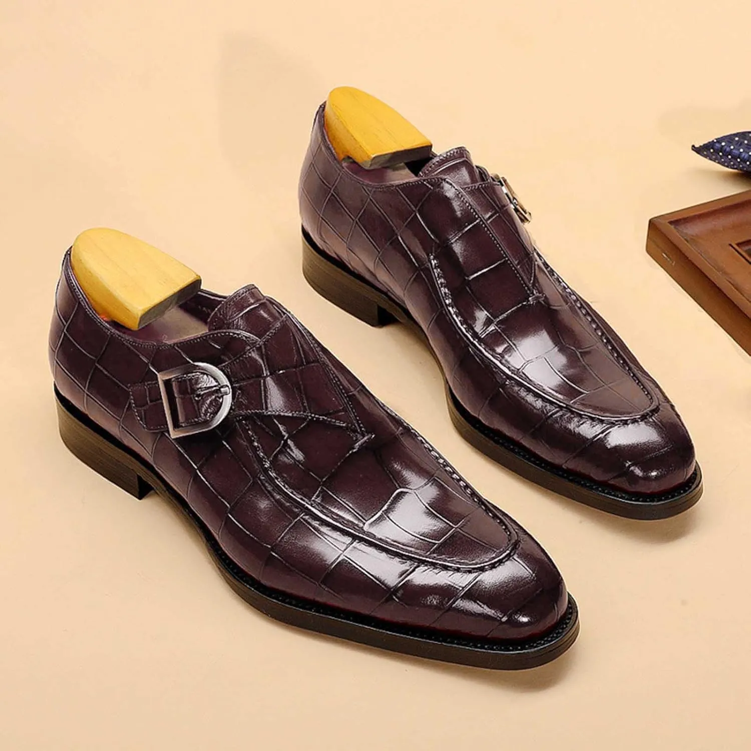 Dress Shoes for Men Loafers Wide Mens Shoes Fashion Classic Style British Retro Pointed Business Casual Shoes Men Black