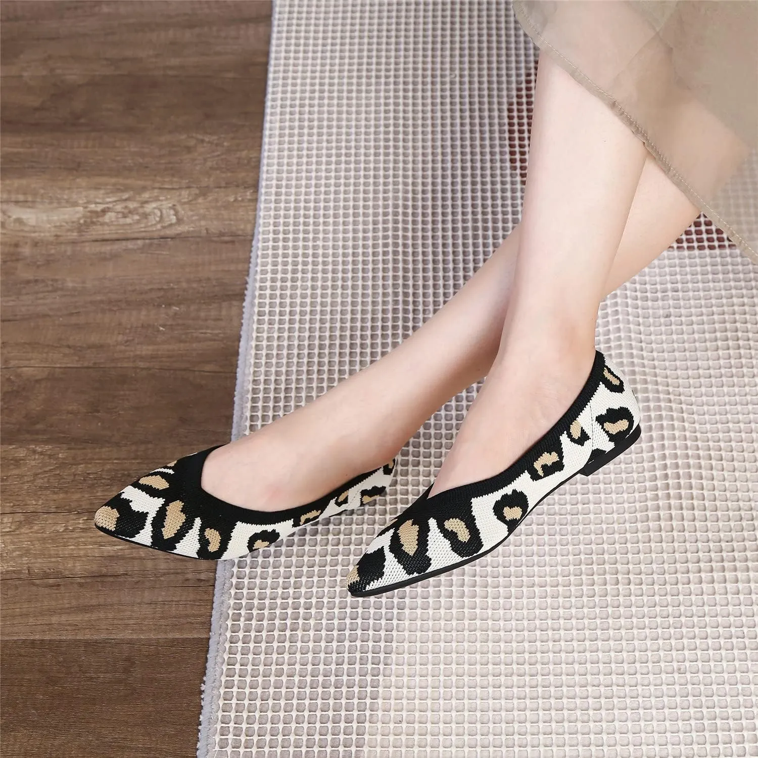 EnllerviiD Women's Flats Breathable Knit Pointed Flats Loafers Shoes,Work Flats Office Shoes Comfortable Flexible Mule Shoes Ballet Flats