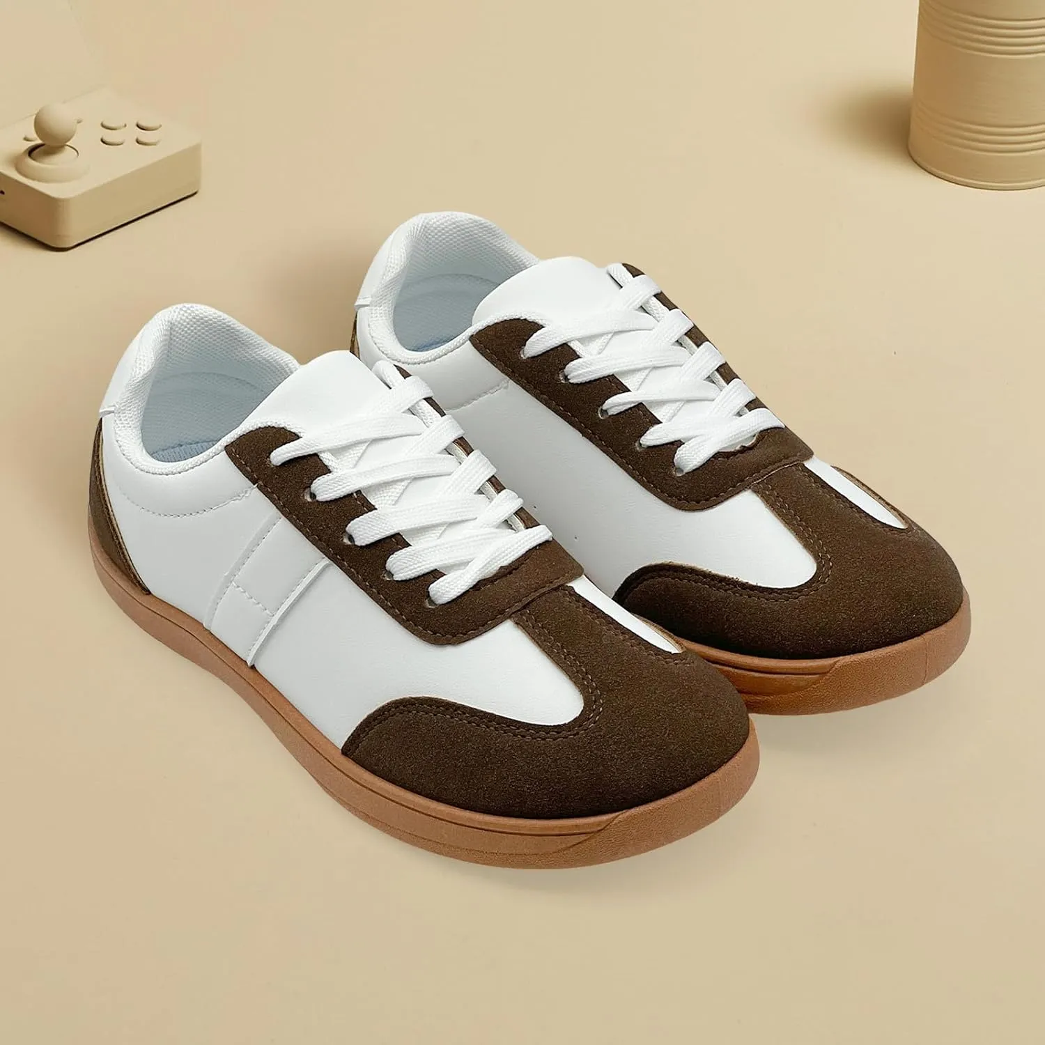 Fashion Sneakers for Women Men, Classic Casual Retro Trainer Shoes Low-Top Comfortable Breathable Walking Flat Tennis Shoes