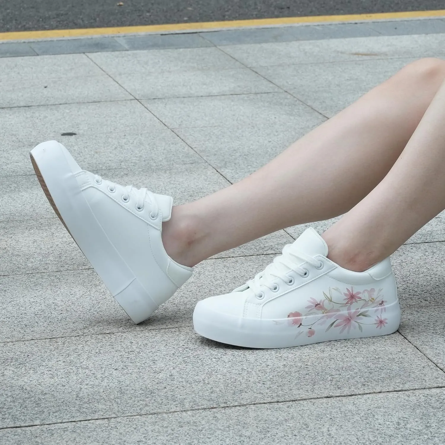 JABASIC Women Platform Sneakers Lace-up Floral Print Fashion Walking Shoes