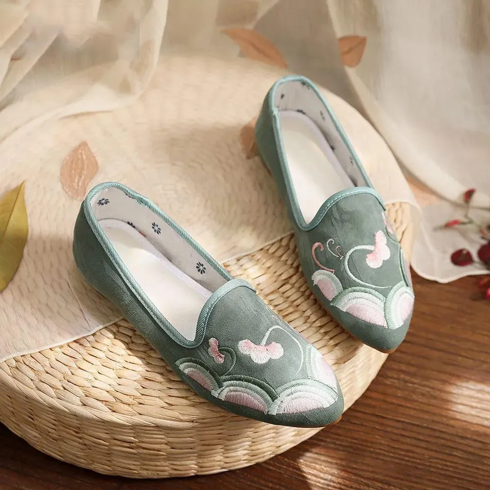 JYHBHMZG Flower Embroidered Women Cotton Fabric Pointed Toe Flat Shoes Comfortable Slip On Flats Ladies Chinese Style Shoes