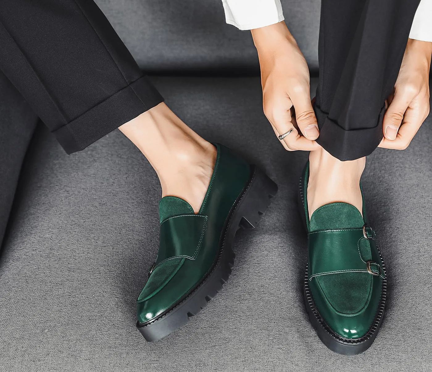 Mens Casual Shoes Slip On Loafers Dress Shoes for Men Fashion Prom Wedding Suede Monk Strap Loafers Comfortable Business Tuxedo Moccasins