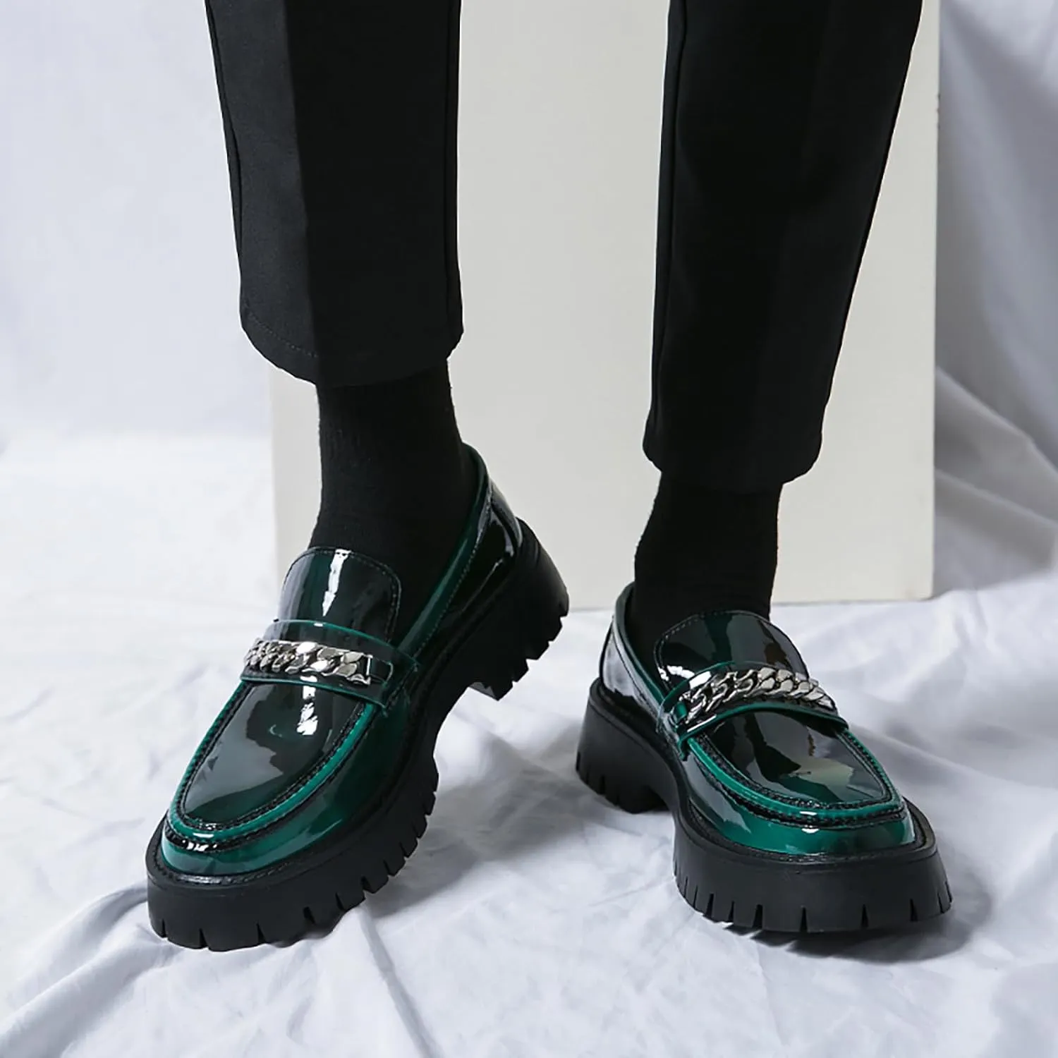 Men's Patent Leather Platform Slip-on Loafers,Fashion Round Toe Metal Decoration Non-Slip Thick Sole Business Dress Shoes Causal Party Wedding Prom Shoes