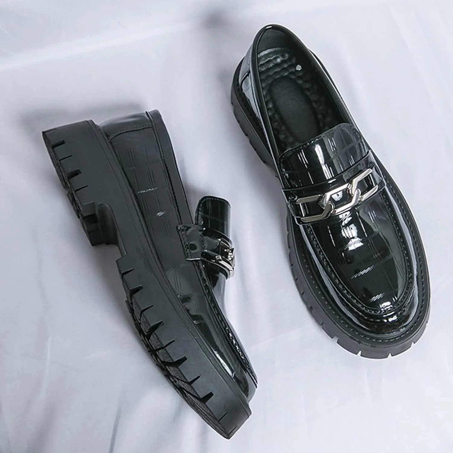Men's Patent Leather Platform Slip-on Loafers,Fashion Round Toe Metal Decoration Non-Slip Thick Sole Business Dress Shoes Causal Party Wedding Prom Shoes