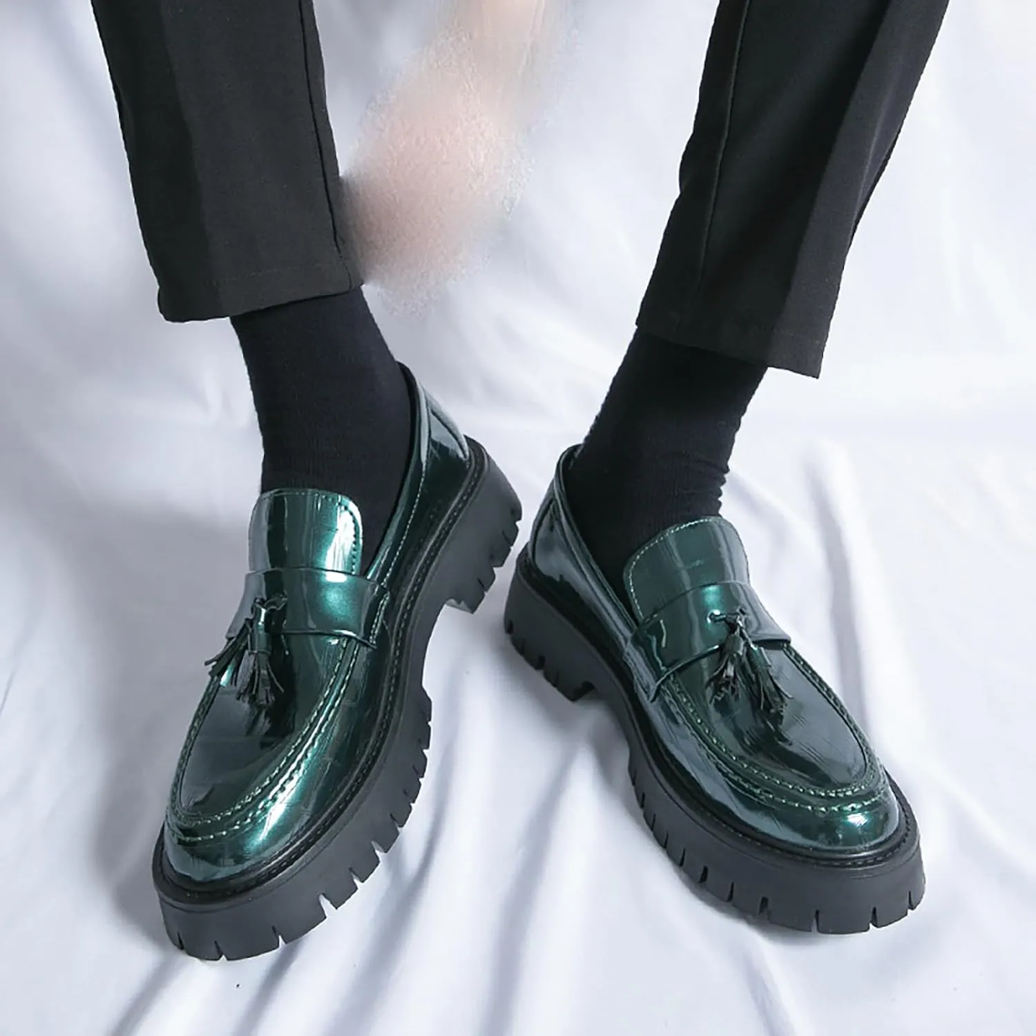 Men's Patent Leather Platform Slip-on Loafers,Fashion Round Toe Metal Decoration Non-Slip Thick Sole Business Dress Shoes Causal Party Wedding Prom Shoes