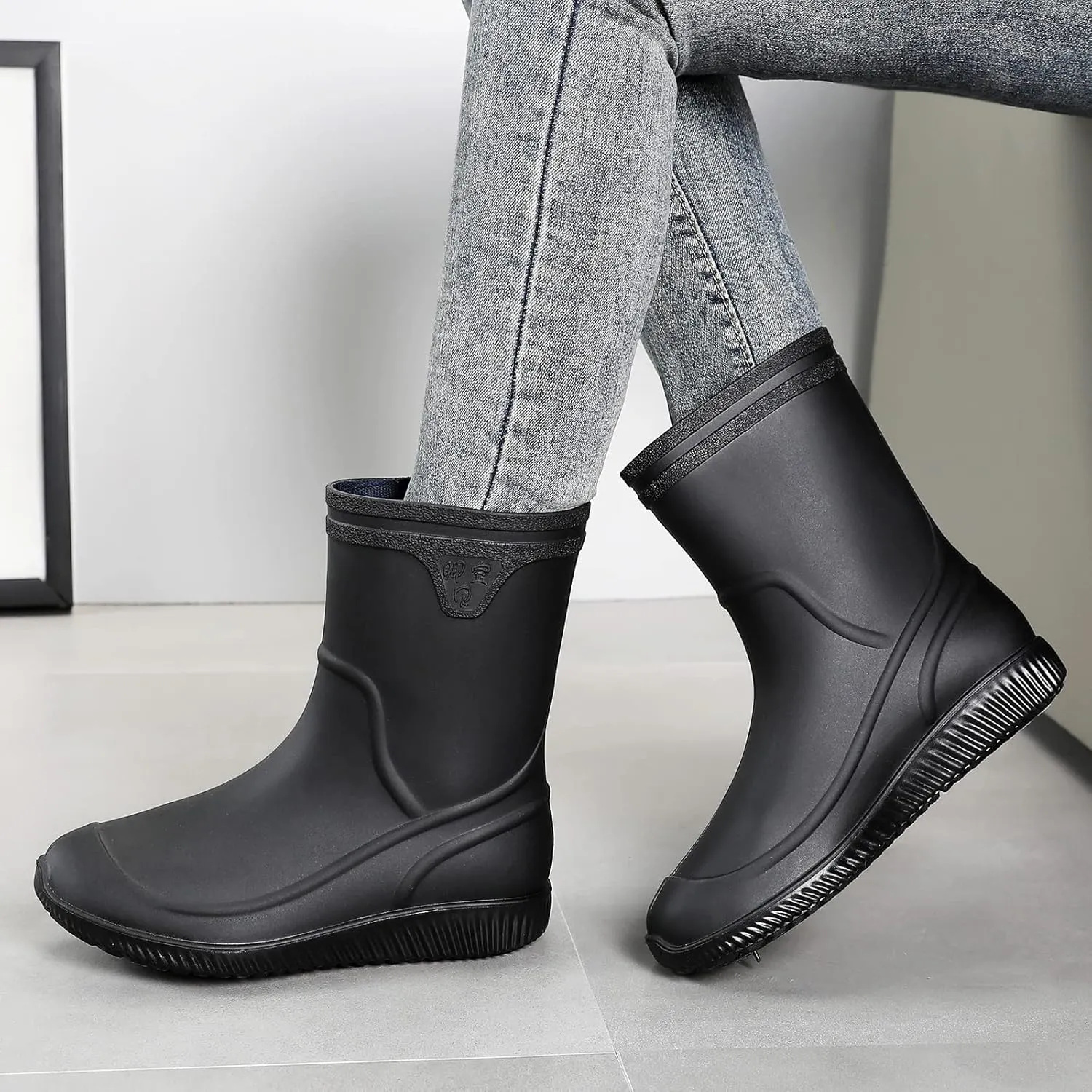 Rain Boots for Women，Waterproof Garden Rubber Boots, Non-slip Width Mid-Calf Comfort Short Boots, Ankle Rainboots Boots, Lightweight Platform Mud Boots Water Shoes for Outdoor Working Fishing