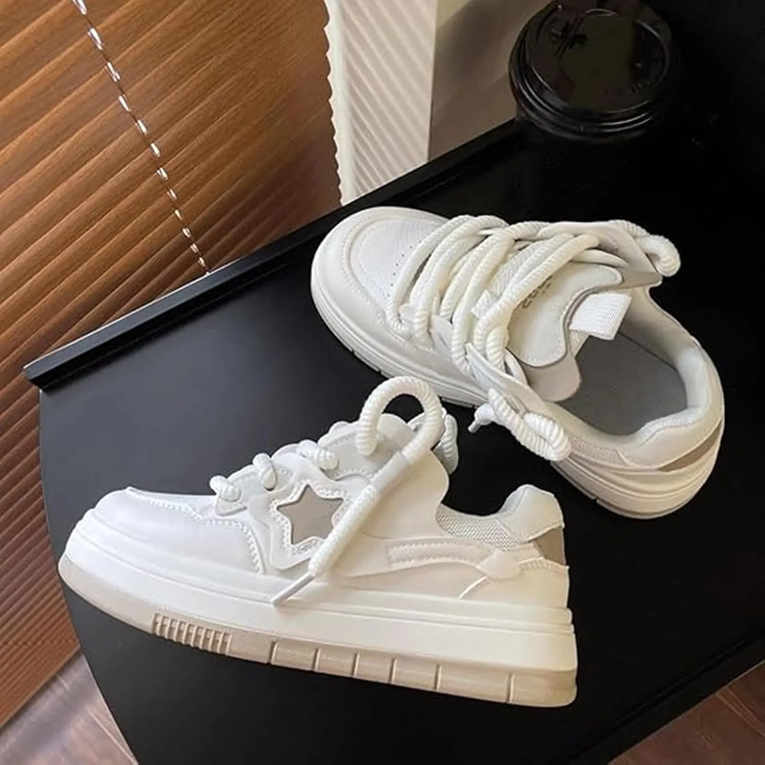 Star Shoes Comfortable Women's Y2k Chunky Sneakers, Cute Big Toe Creamy Platform, Stylish Casual Shoes for Sports