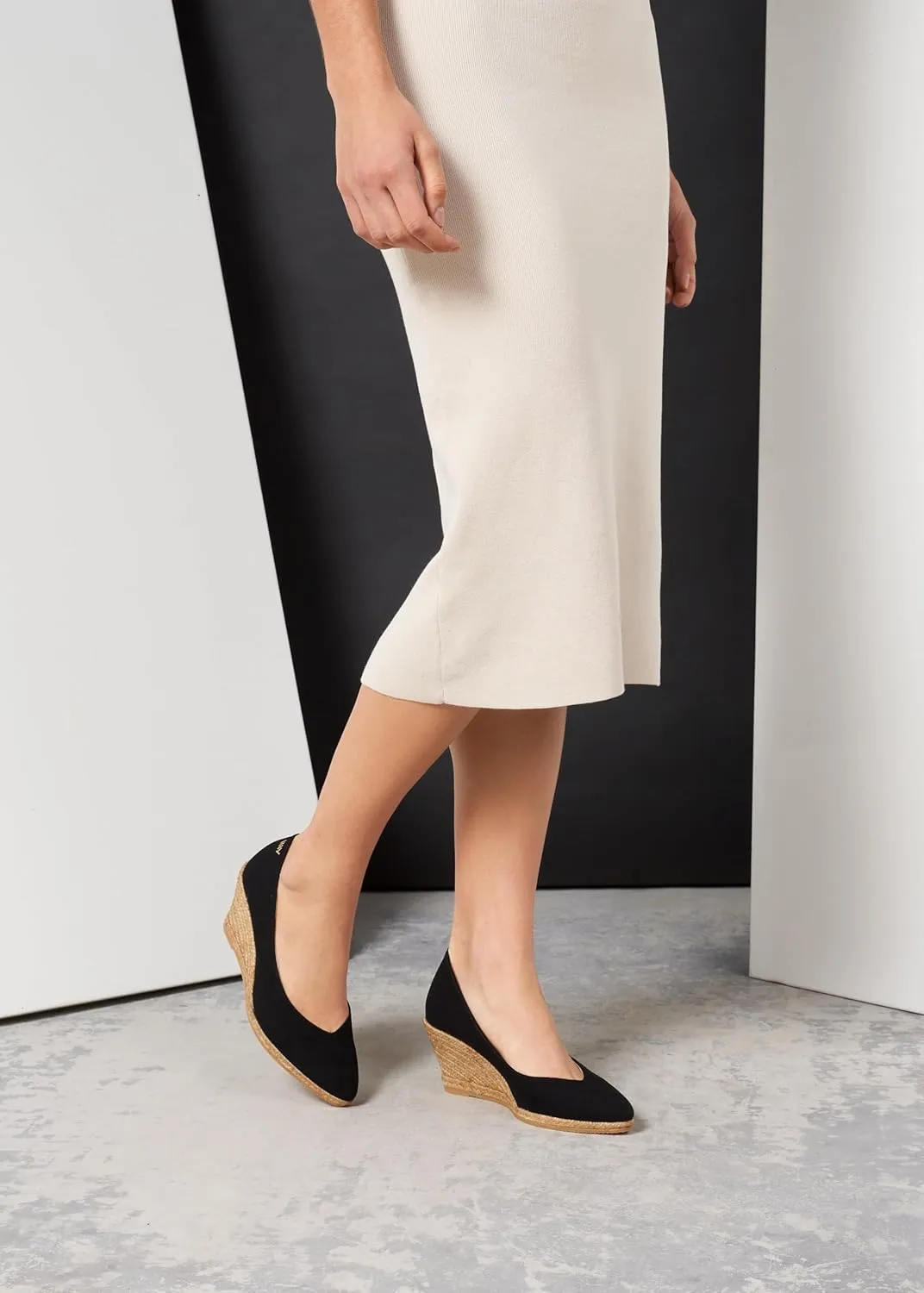 VISCATA Roses Espadrille Canvas Wedges Spain Handmade 2 ½” Heel Woman Wedge Pumps with Organic Cotton Canvas and 100% Natural Jute Midsole for All Occasions: Casual, Work, Party