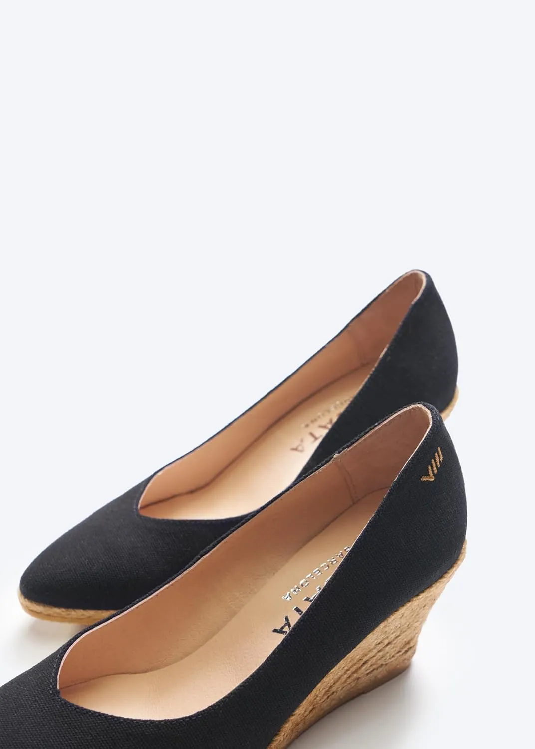 VISCATA Roses Espadrille Canvas Wedges Spain Handmade 2 ½” Heel Woman Wedge Pumps with Organic Cotton Canvas and 100% Natural Jute Midsole for All Occasions: Casual, Work, Party