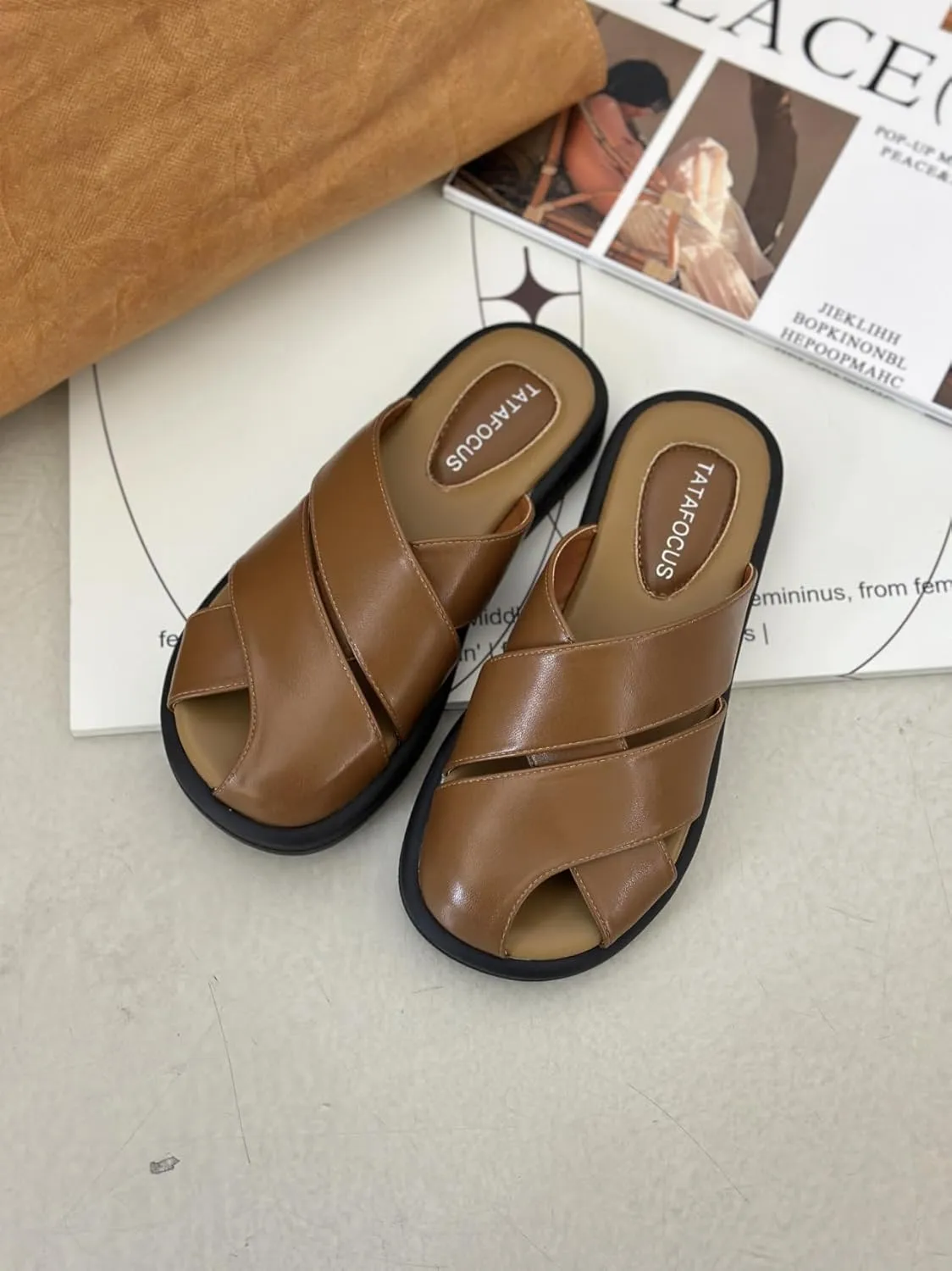 Women's Closed Toe Cross Braided Flat Mules Sandals Roman Classic Leather Comfy Slide Sandal Outdoor Non-Slip Casual Walking Shoes